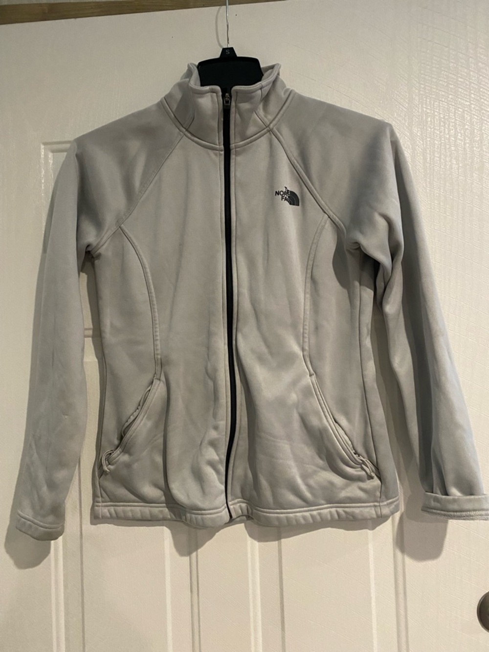 The North Face Women's Light Gray Full-Zip Fleece Jacket